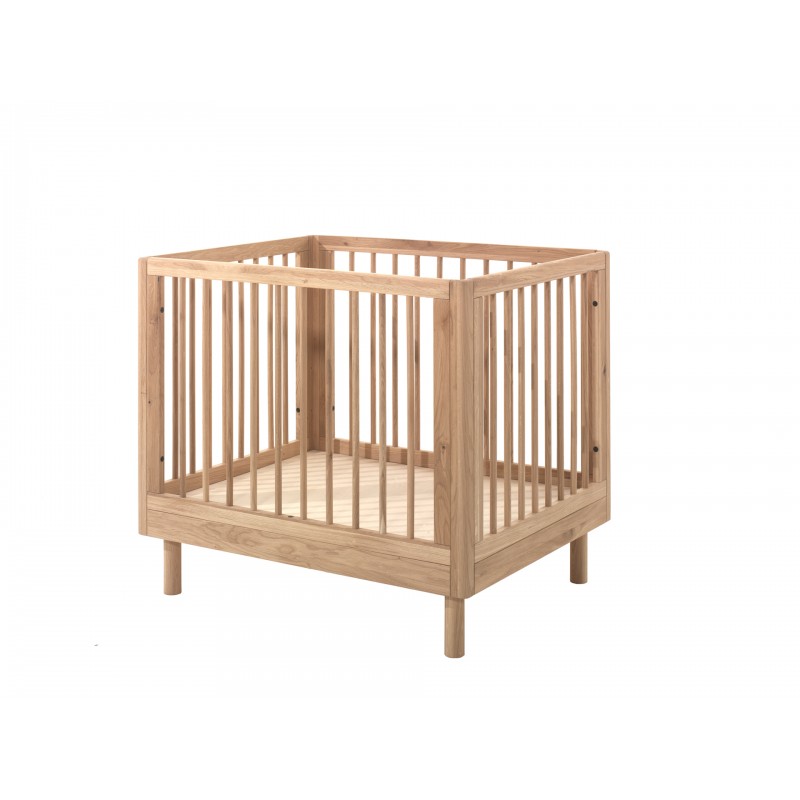 Kravlegård i eg Forrest Oak 95 × 75 cm – naturlig billede